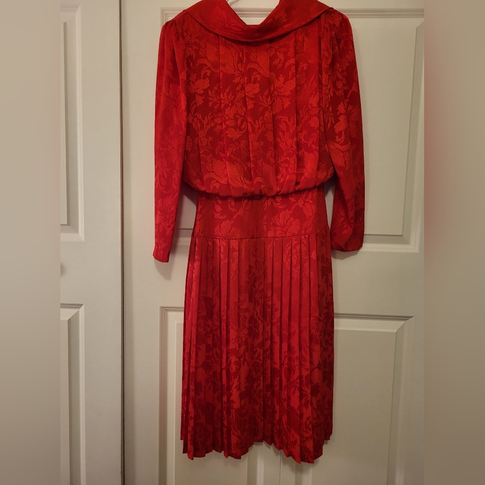 Women's vintage red floral dress, M/L